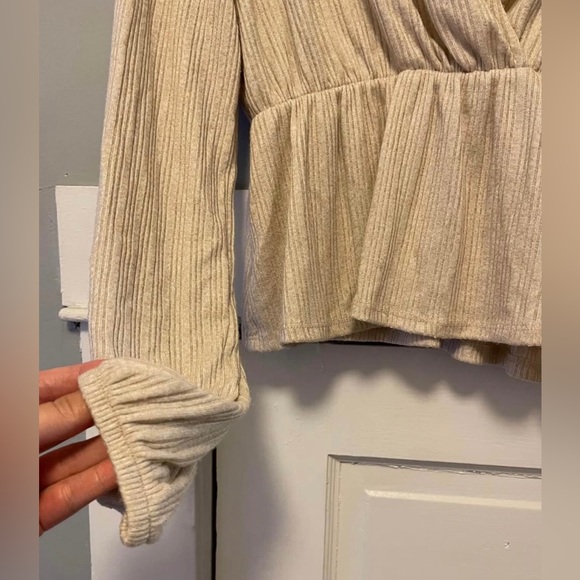 Ribbed Knit Surplice Top - Picture 3 of 10